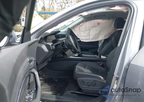 2022 Audi E-Tron Premium Quattro z USA, uszkodzony, nr VIN WA1AAAGE6NB020459